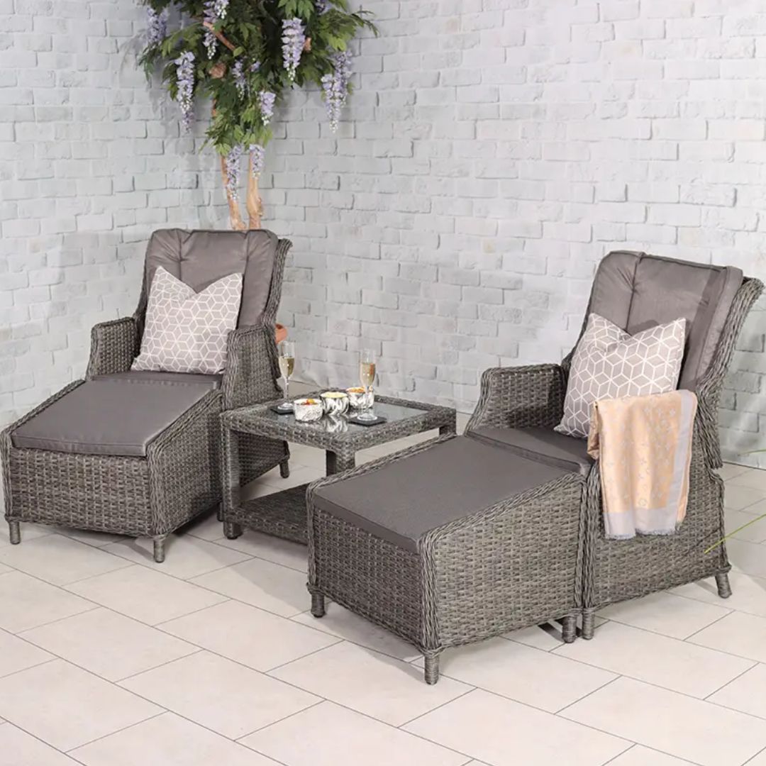 set of 2 recliner garden chairs